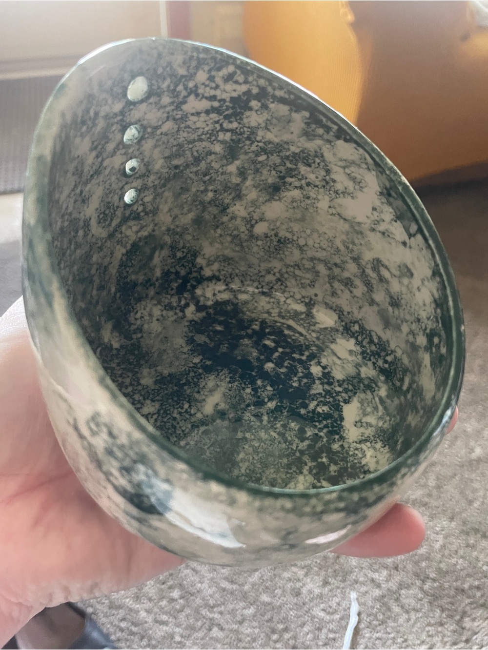 Herb stripping pottery bowl
